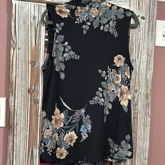 Career tank top - Picture 3 of 3